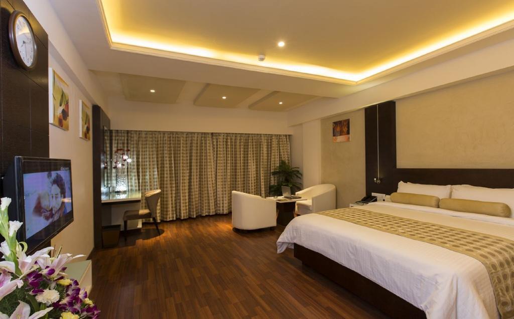 The President Hotel Hubli Ngoại thất bức ảnh